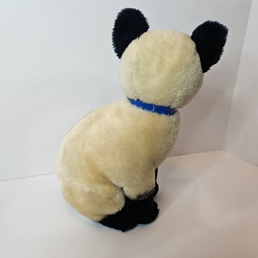 Vintage 1980 Dakin Fun Farm Siamese Striking Blue Eyed Plush Cat Kitty 12
